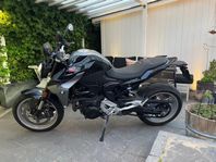 BMW F900R endast 455 mil - nyservad