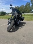 Harley sportglide låga mil 