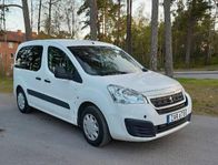 Peugeot partner tepee nyskick  endast 2500 mil