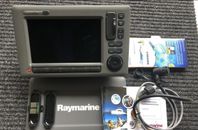 Raymarine sjökortsplotter/Radar & Mercury 75hk 2-takt 