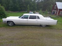 Cadillac Fleetwood Seventy-Five Limousine