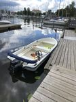 Motorboat and trailer for sale