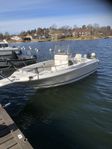 Styrpulpet båt Sea Ray 21 CC Laguna