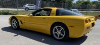 Chevrolet Corvette 5.7 V8 Hydra-Matic.  Targa