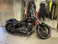 Harley-Davidson Breakout FXSB