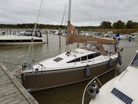 trailerbar segelbåt Maxus 26 topputrustat