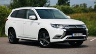 Mitsubishi Outlander PHEV CVT 