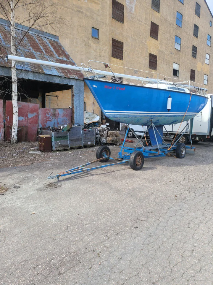 Segelbåt Monark 700 image