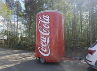 Försäljningsvagn enorm coca cola burk 