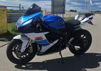 Suzuki GSXR 750