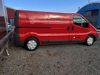 Renault trafic Skåpbil 2.9t 2.0 dCi Quickshift Euro 5