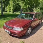 Volvo V70 2.4