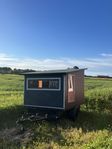 unik, billig husvagn för dig som vill komma nära naturen. 