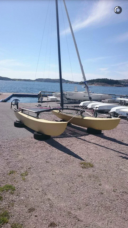 Hobie Cat 16 säljes image