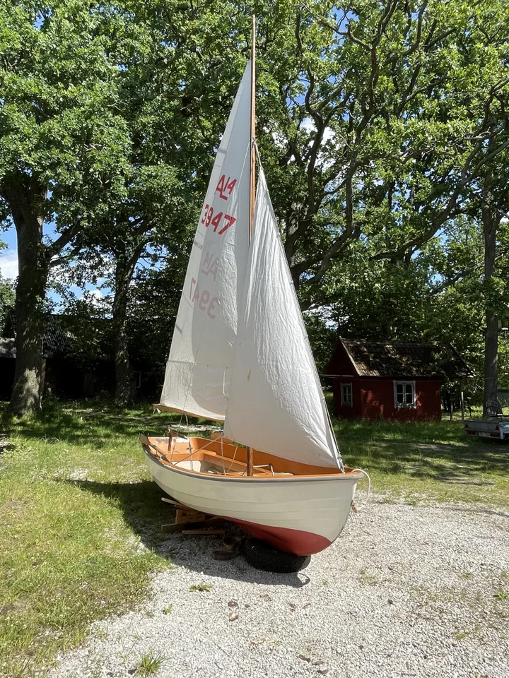 Askeladden segelkombi image