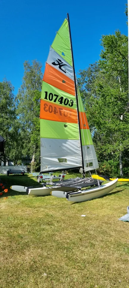 Hobie cat 16 image