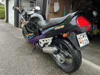 SUZUKI GSX 750F