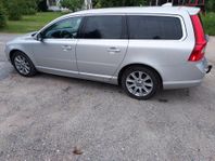 Volvo V70 2.5T Flexifuel DRIVe Momentum Euro 4