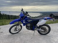 Yamaha wr250f enduro 