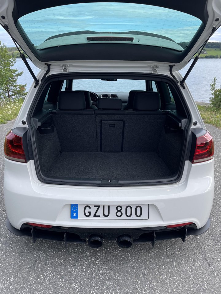 Volkswagen Golf R 3-dörrars M...