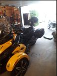 Can am spyder