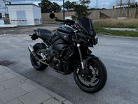 Yamaha MT-10 mycket utrustning