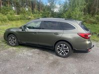 Subaru Outback 2.5 4WD Lineartronic Euro 6