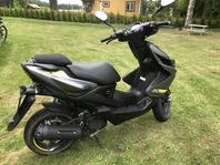 Yamaha Aerox 4