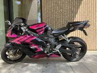 Honda CBR1000RR 2004