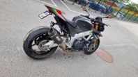 Aprilia Tuono V4 Factory 