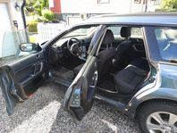 Subaru Outback 2.5 4WD