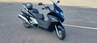 Honda Silverwing 600