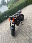 KTM 690 Duke