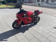 Ducati 848 evo