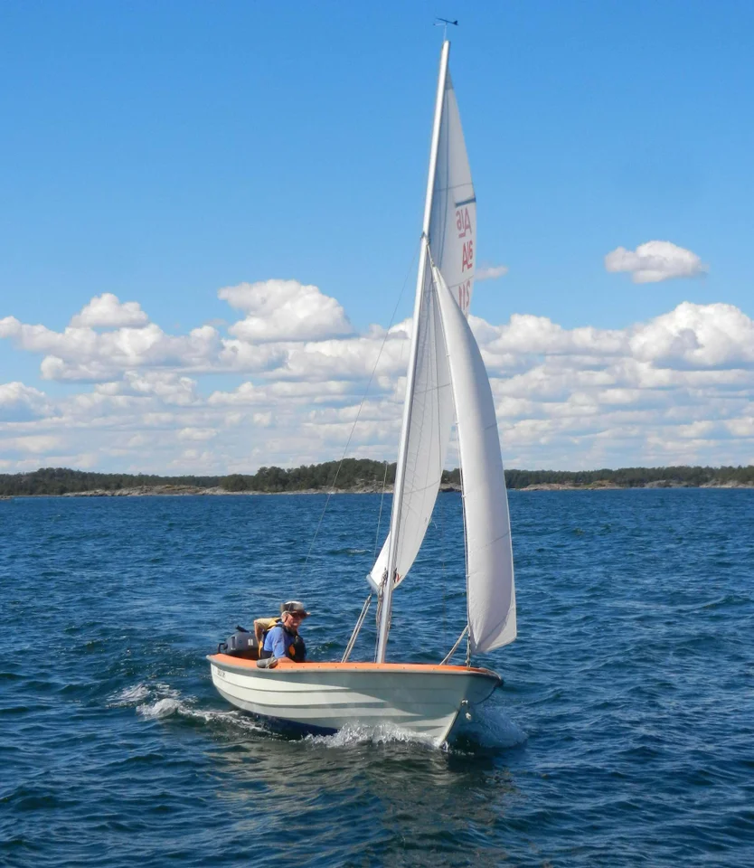 ASKELADDEN 16, välhållen segelkombi, motor, båttrailer image