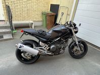 Ducati Monster 900ie