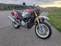 Yamaha fzr.1000