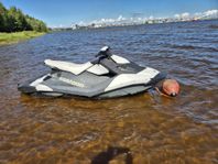 Seadoo Spark 3up ev byte.