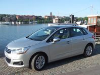 Citroën C4 1.2 e-THP 130 hk Euro 6 panoramatak navigator