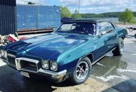 Pontiac LeMans sport cab