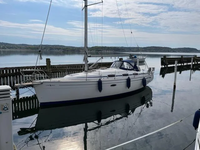 Bavaria Cruiser 33 2005, nya segel & sittbrunnskapell image