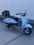 Moped AGM Retro Scooter