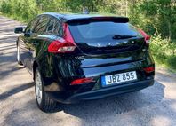 Volvo V40 T2 Kinetic Euro 6, nyservad