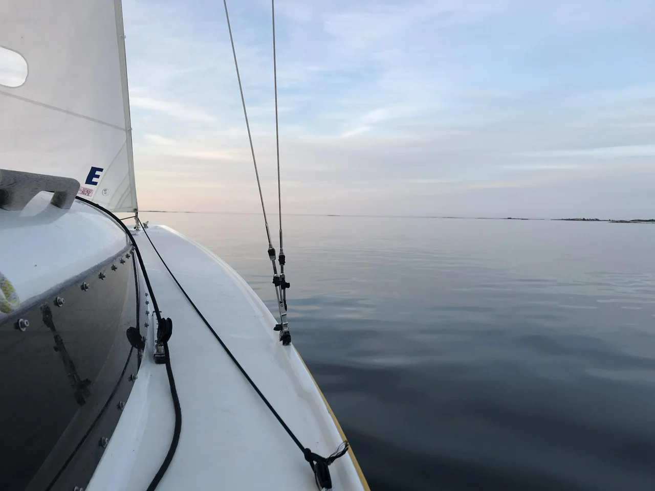 Artekno H-båt för kappsegling och cruising image