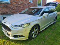 Ford Mondeo 2.0TDCi Bi-Turbo 210hk Business NAVI Värmare 