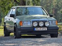 Mercedes-Benz 260E, nybes.,  bra utrustning, mycket gjort