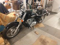 Honda Shadow vt 1100 