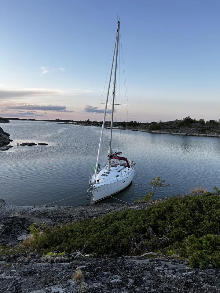 Beneteau Oceanis 331 för uthyrning image