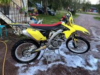 Suzuki RMZ 250 