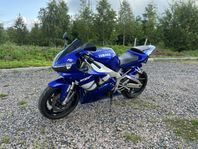 Yamaha R1